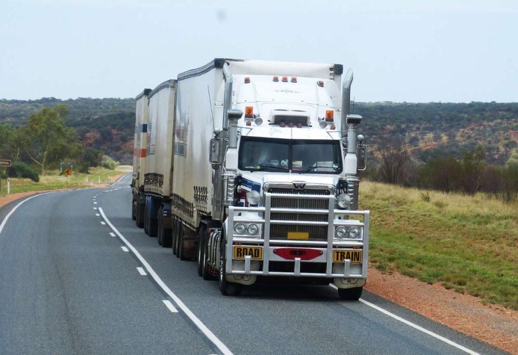 What Do I Need to Know to Hold a Heavy Vehicle Driver Licence?